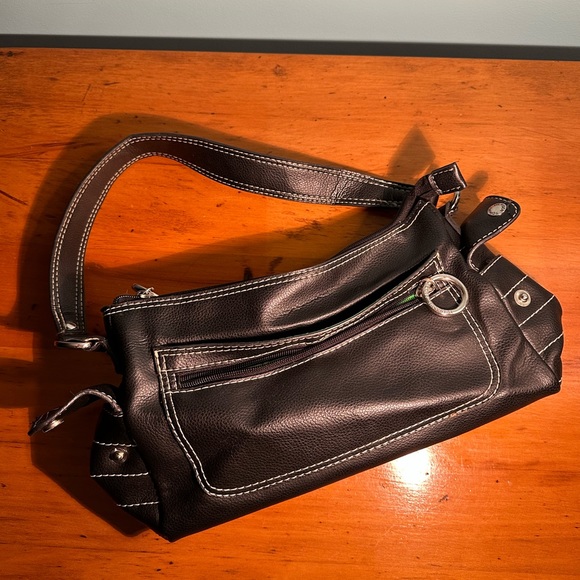 Tommy Hilfiger Vegan Shoulder Bag - Picture 2 of 16